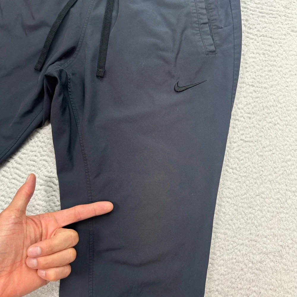 Nike Woven Tapered Joggers‎ Men's Size Medium (Fits 28X28) Athleisure Casual